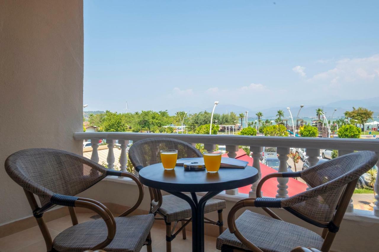 Appartamento Fethiye City Aparts Esterno foto