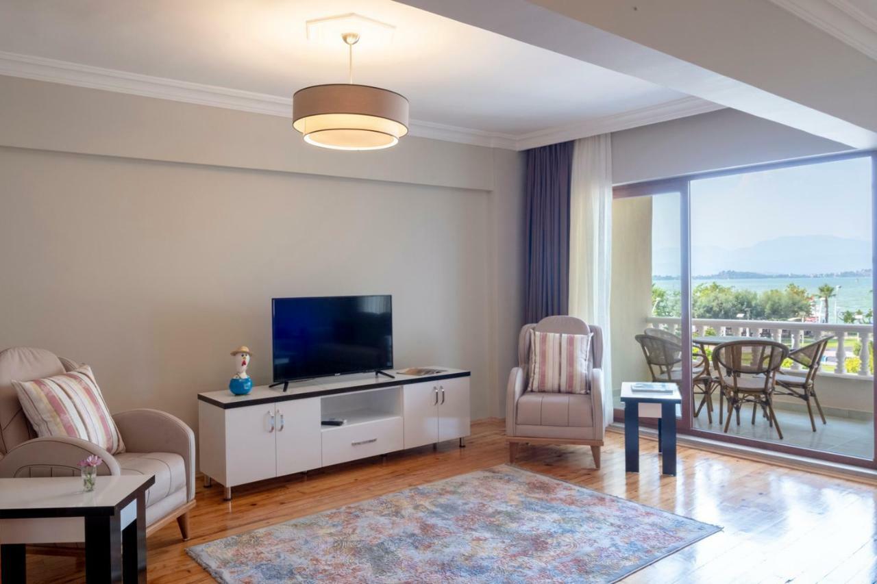 Appartamento Fethiye City Aparts Esterno foto