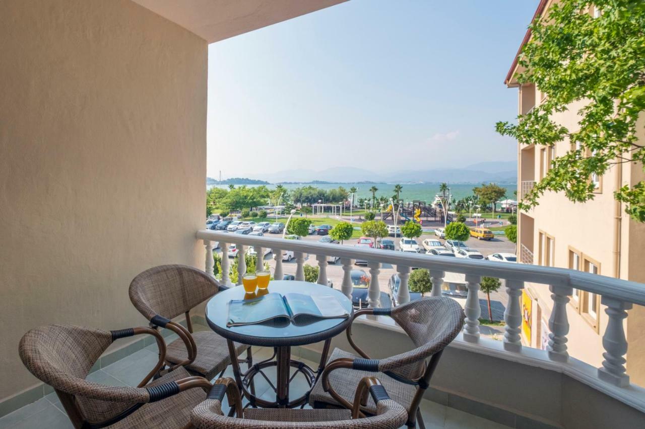 Appartamento Fethiye City Aparts Esterno foto