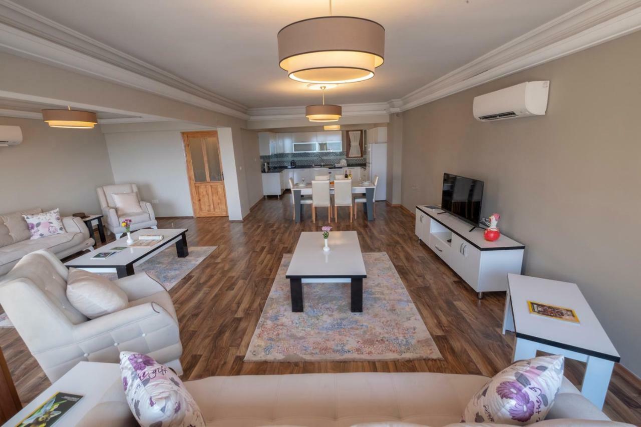 Appartamento Fethiye City Aparts Esterno foto