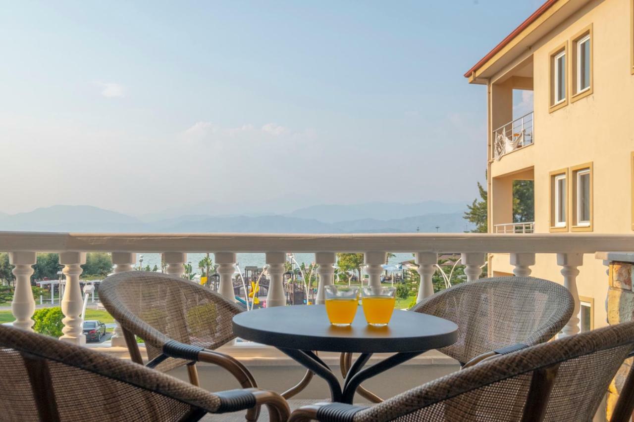 Appartamento Fethiye City Aparts Esterno foto